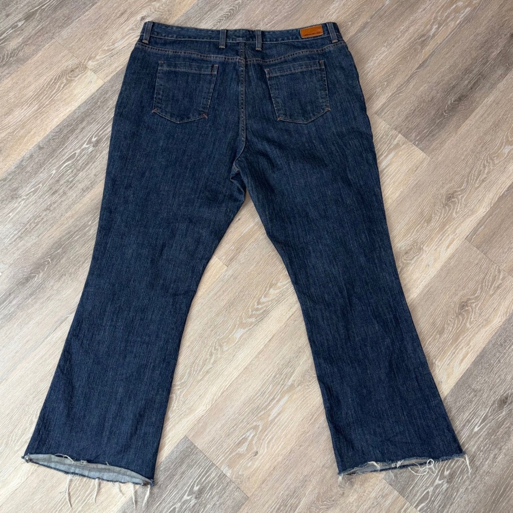 Eddie Bauer Natural High Rise Raw Hem Dark Wash Jeans Womens 20L - Picture 4 of 6